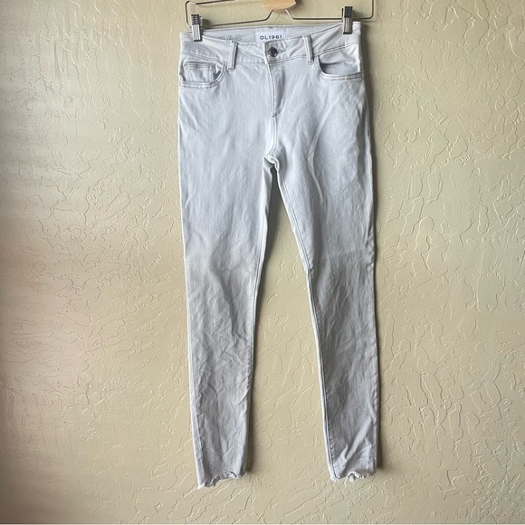 DL1961 Light Gray Margaux Skinny Ankle Instasculpt Jeans - Picture 3 of 13
